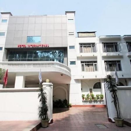 Hotel International Srinagar Ngoại thất bức ảnh