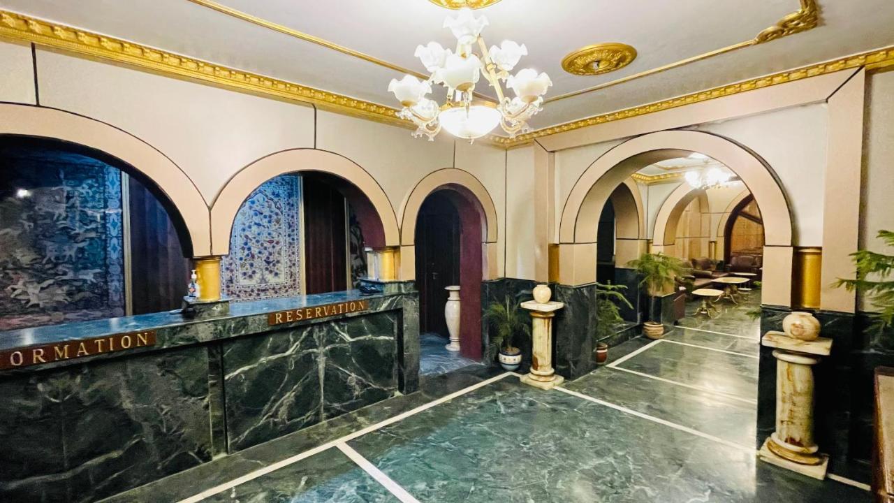 Hotel International Srinagar Ngoại thất bức ảnh