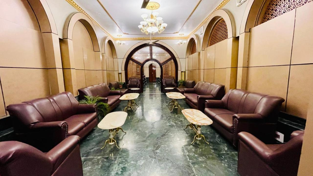 Hotel International Srinagar Ngoại thất bức ảnh