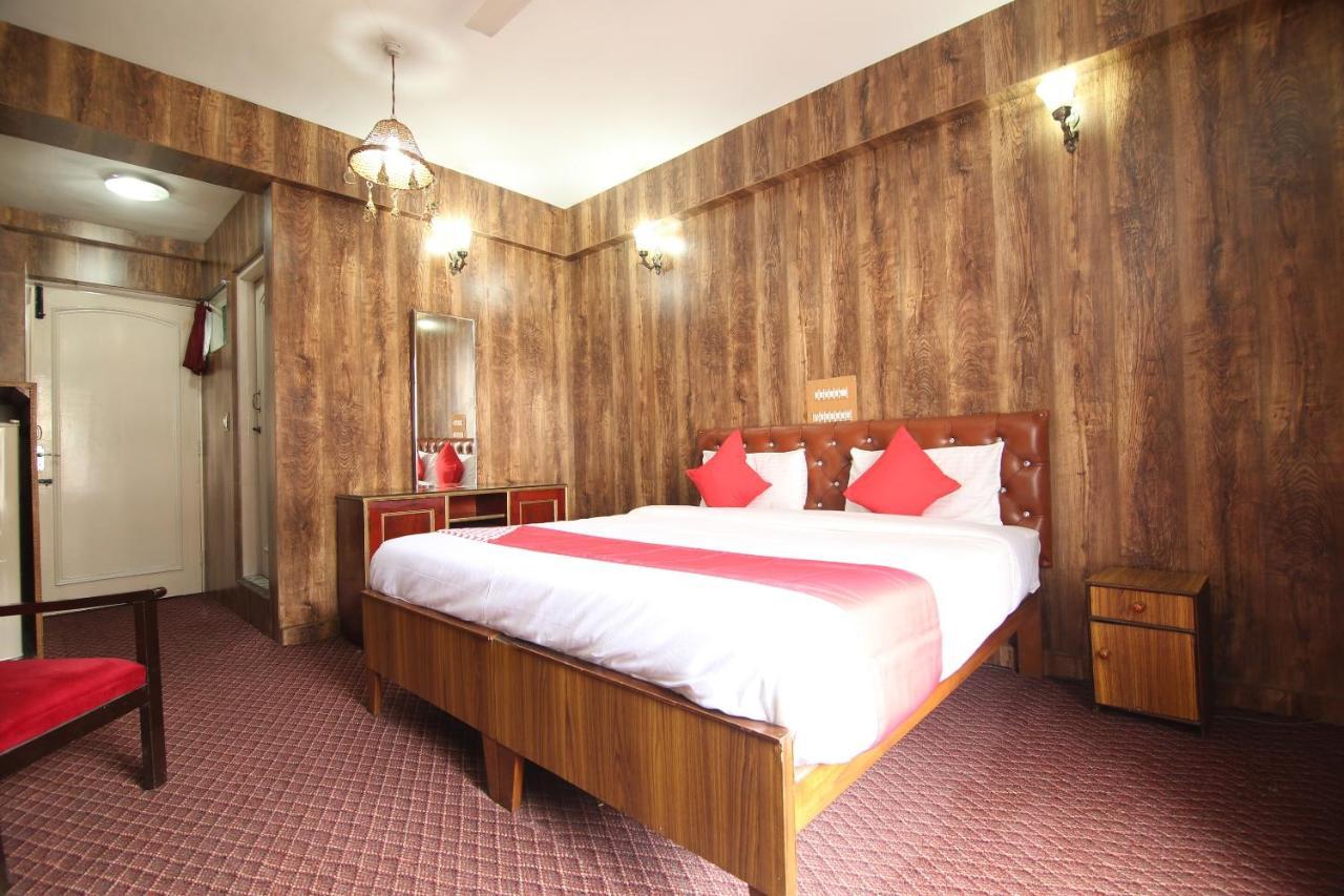 Hotel International Srinagar Ngoại thất bức ảnh