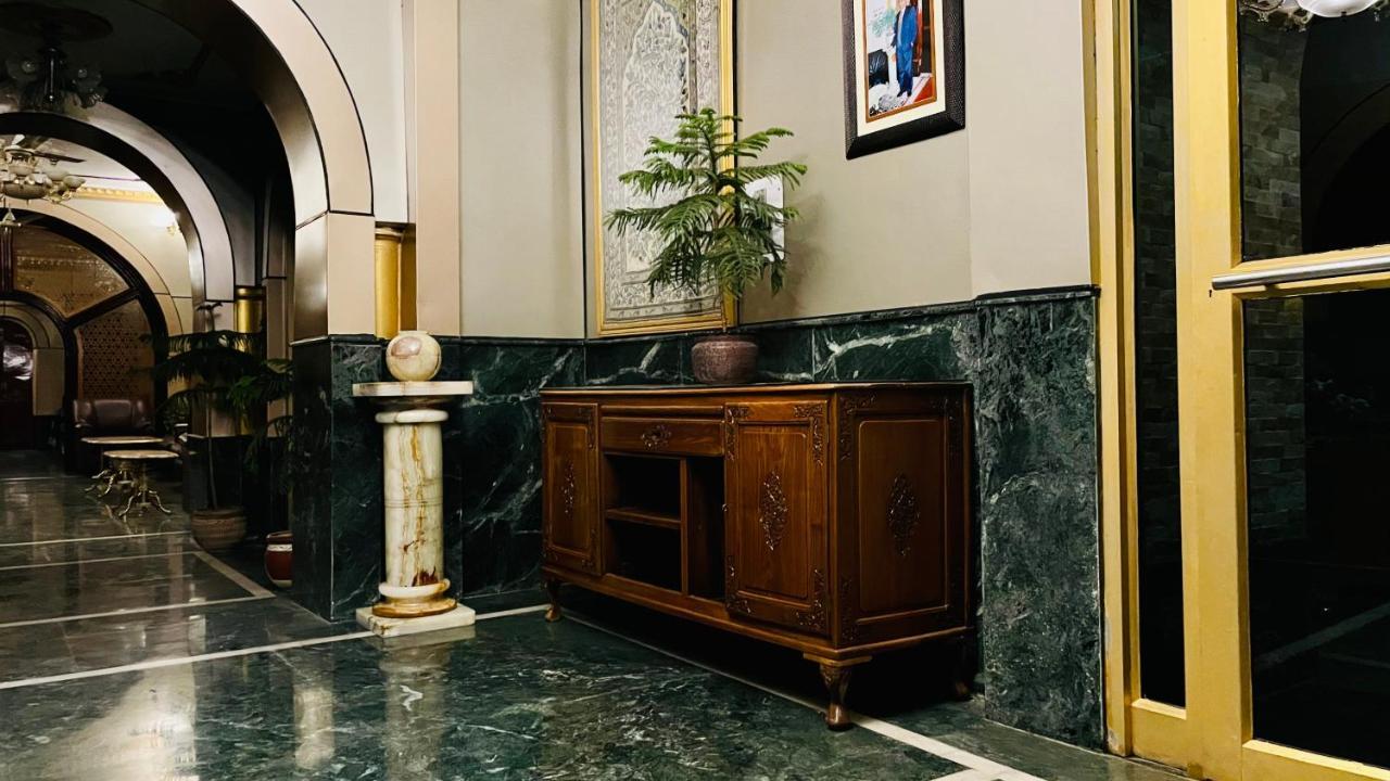 Hotel International Srinagar Ngoại thất bức ảnh