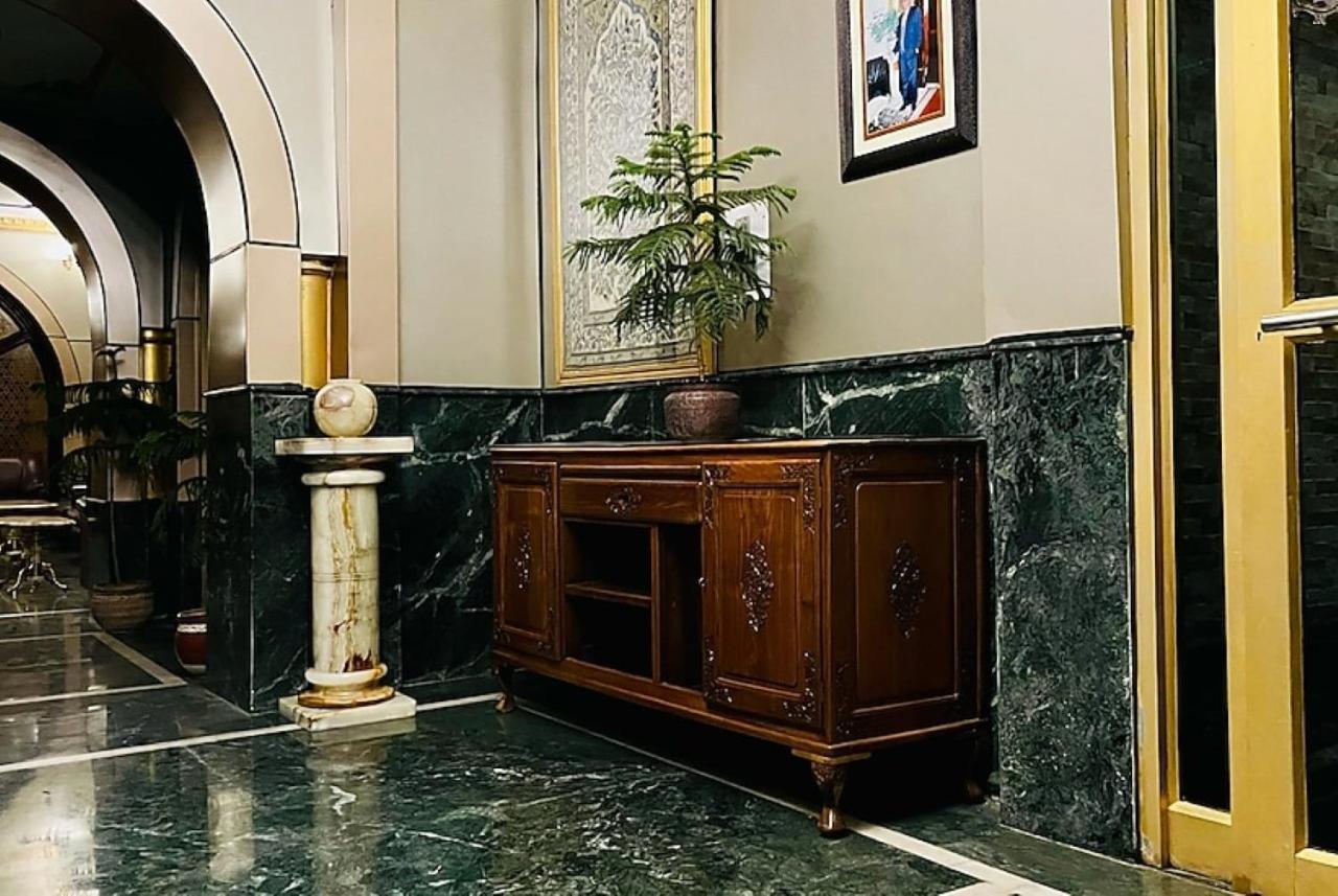Hotel International Srinagar Ngoại thất bức ảnh
