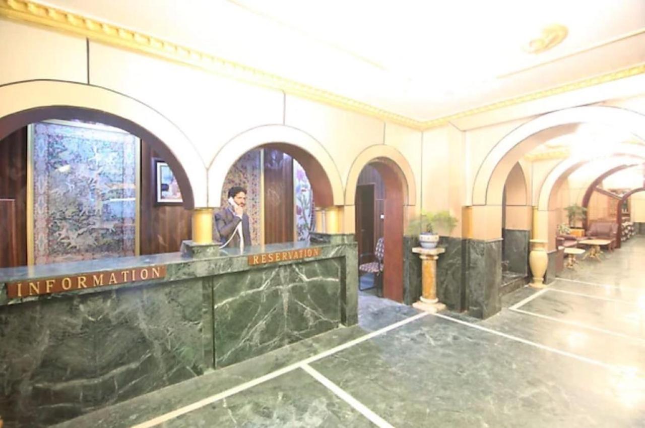 Hotel International Srinagar Ngoại thất bức ảnh